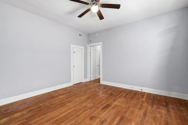 Building Photo - 527 Fulton Ave