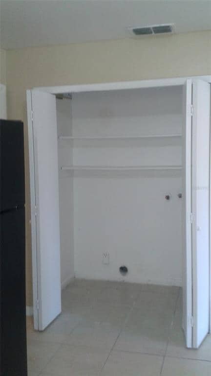 Building Photo - 2297 Oshkosh Ct