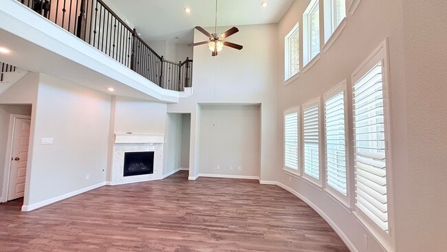 Building Photo - 4426 Tumbling Leaf Ct