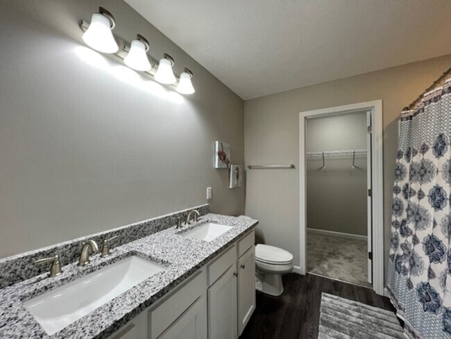 Building Photo - NEW Executive Home in Germantown, OH