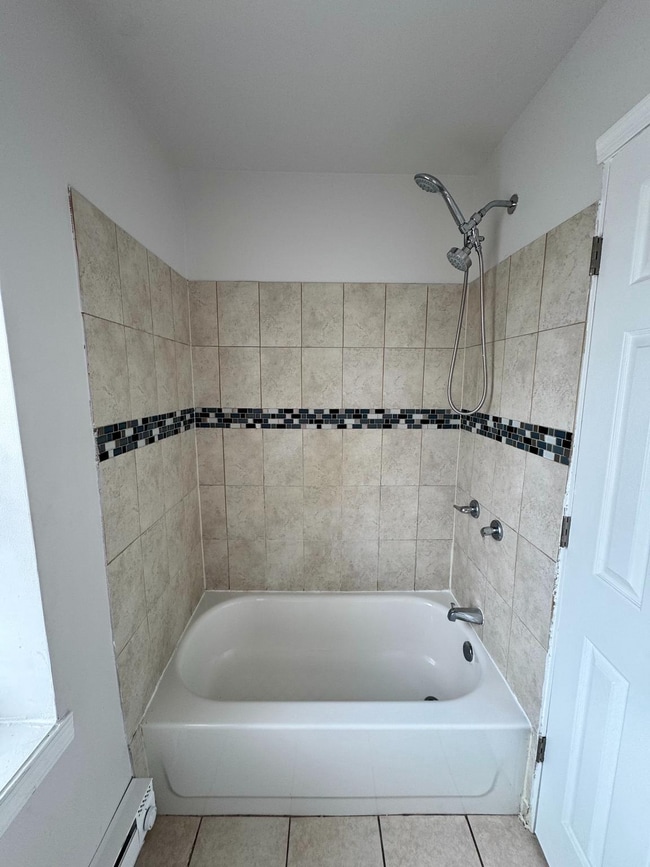 Building Photo - 3413 Frankford Ave