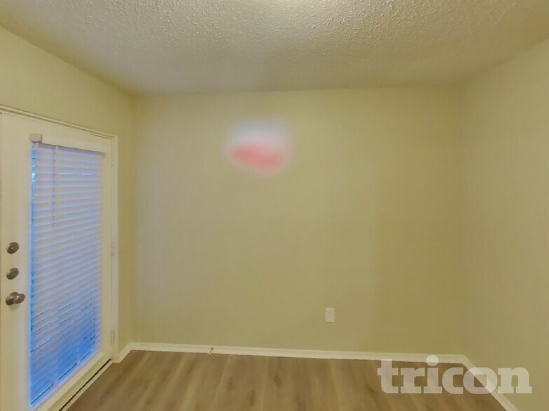 Building Photo - 300 Ripplewood Dr