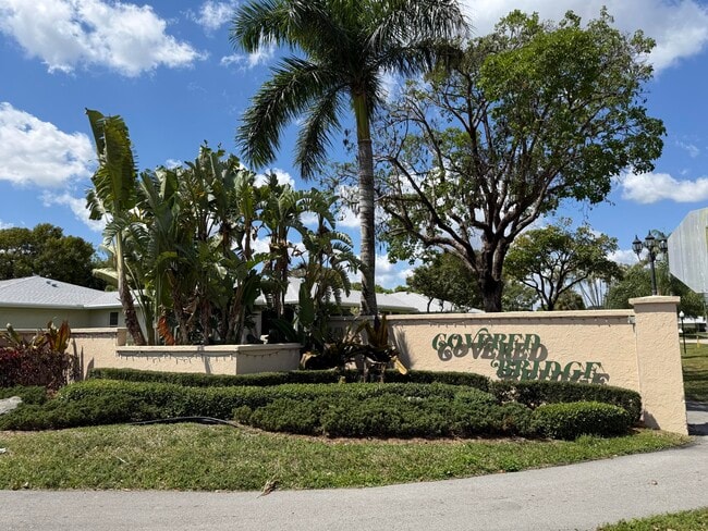 Building Photo - 734 Nantucket Cir