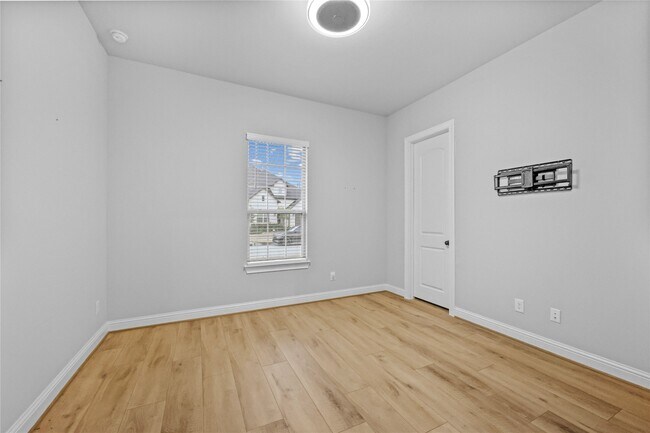 Building Photo - 28227 Cedar Peak Dr