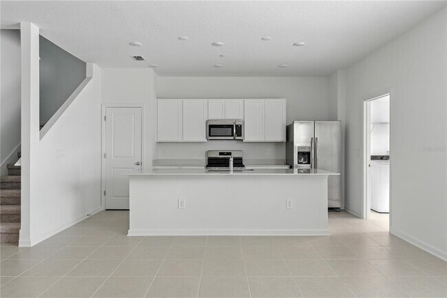 Building Photo - 2301 White Buffalo St