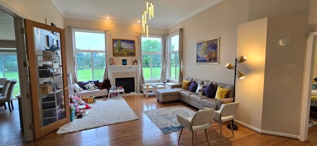 Building Photo - 40184 Long Horn Dr