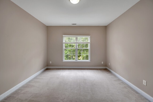 Building Photo - 9628 Clubvalley Wy