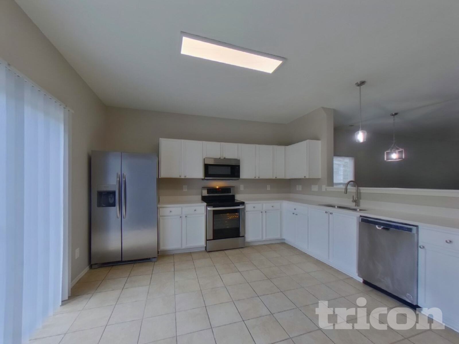 Building Photo - 2226 Buckleigh Dr