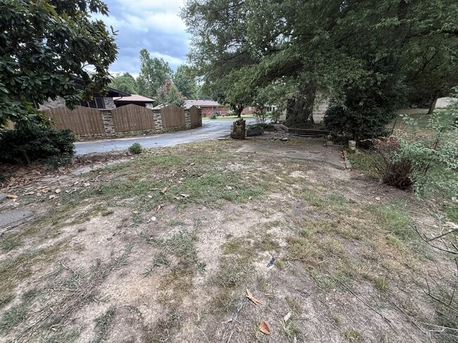 Building Photo - 107 Diamond Dr