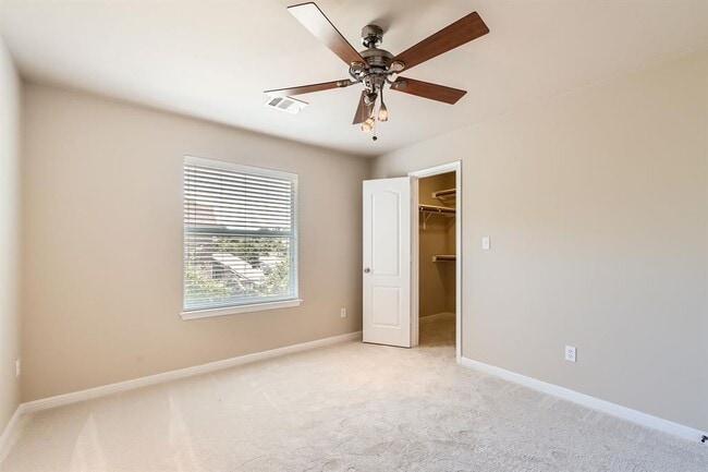 Building Photo - 7701 Crackling Creek Dr