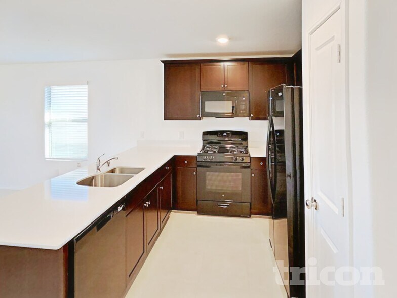 Building Photo - 8301 Bell Rdg Ln