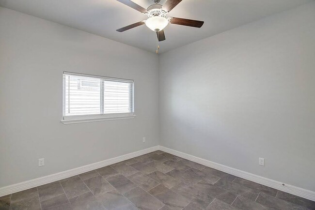 Building Photo - 7522 Sable Creek Dr