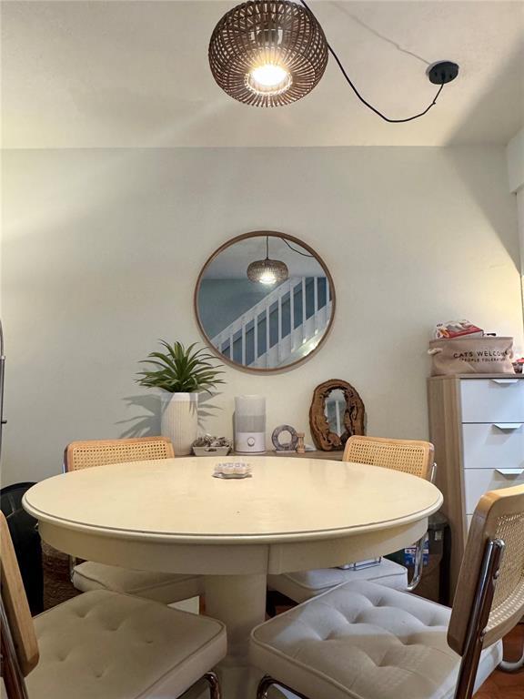 Building Photo - 5169 Lazy Oaks Dr