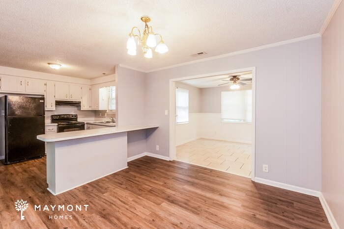 Building Photo - 15 Saratoga Dr