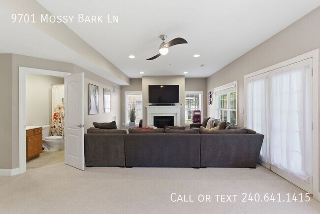 Building Photo - 9701 Mossy Bark Ln