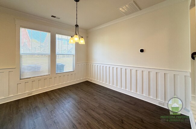 Building Photo - 28 Timber Oak Wy