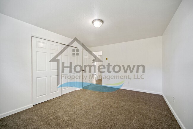 Building Photo - 2850 N Francis St