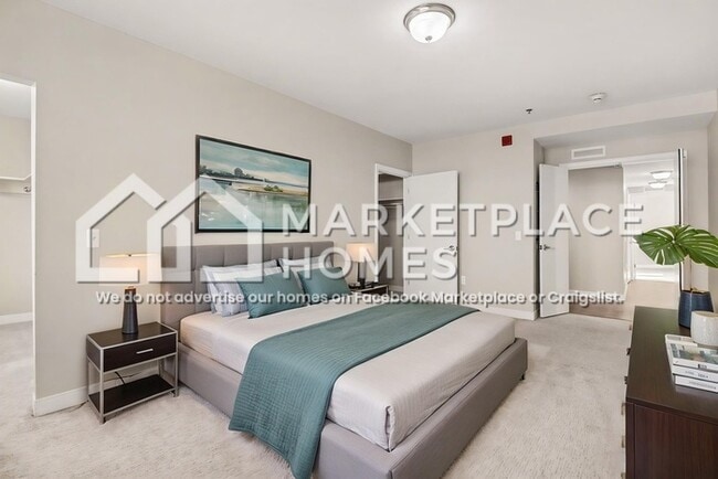 Building Photo - 525 W Lafayette Blvd