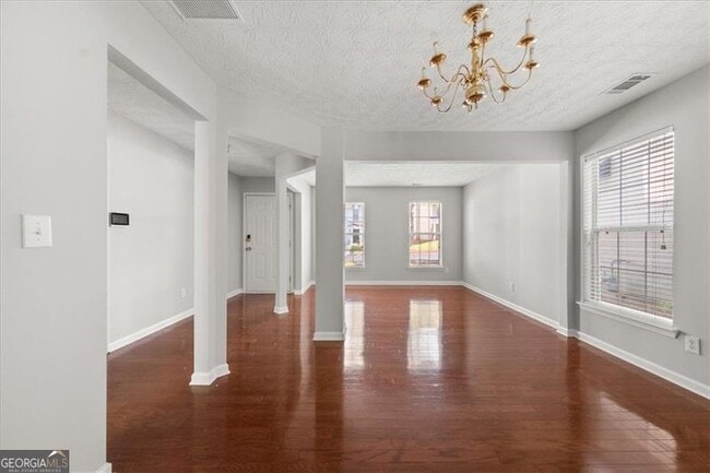 Building Photo - 1424 Gates Cir SE