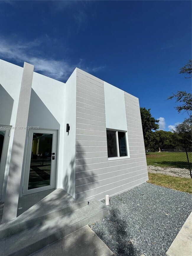 Building Photo - 135 NW 60th St