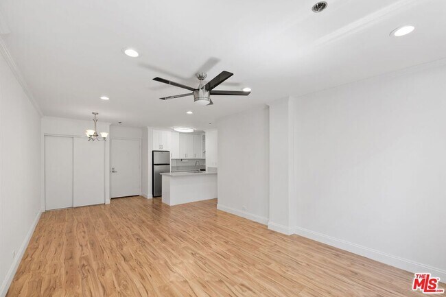 Building Photo - 1440 Veteran Ave