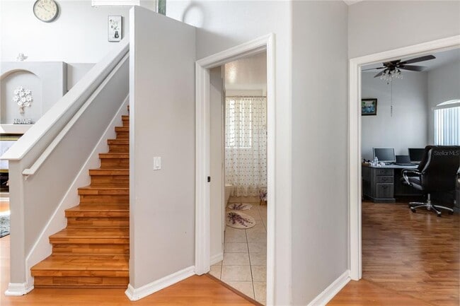 Building Photo - 12134 Shadowbrook Ln