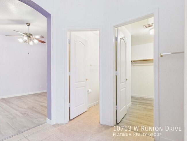 Building Photo - 10763 W Runion Dr