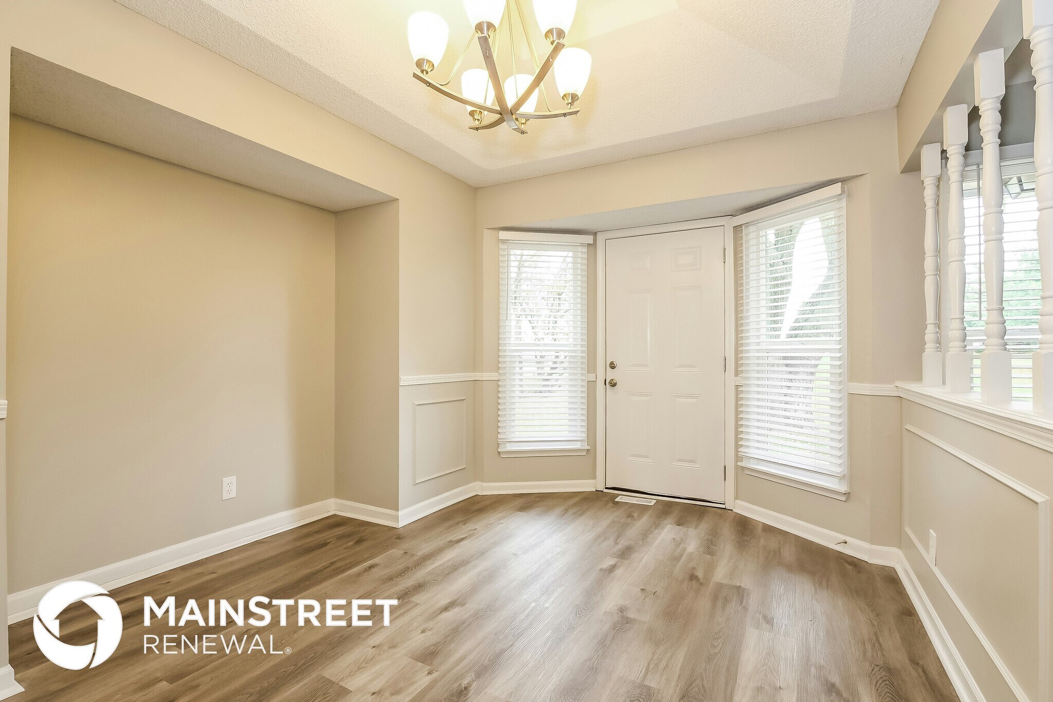 Building Photo - 8523 N Rhode Ave