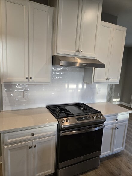 Stovetop - 569 Impala Trce