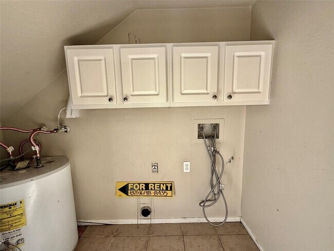 Building Photo - 2018 W Rundberg Ln