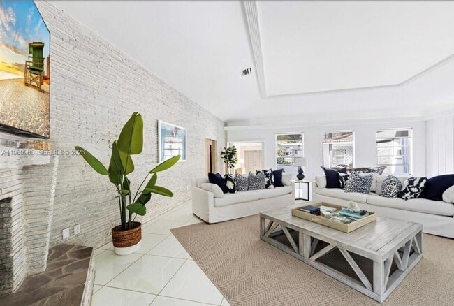 Building Photo - 1025 Belle Meade Island Dr