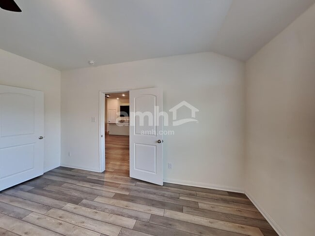 Building Photo - 1246 Treeta Trail