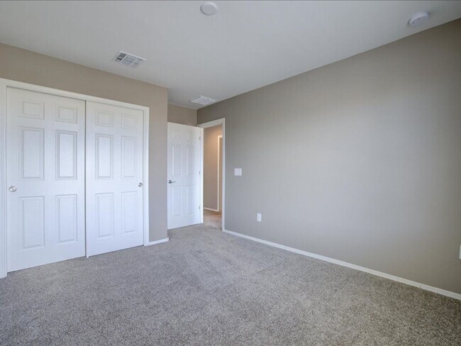 Building Photo - 6568 E Via Arroyo Azul