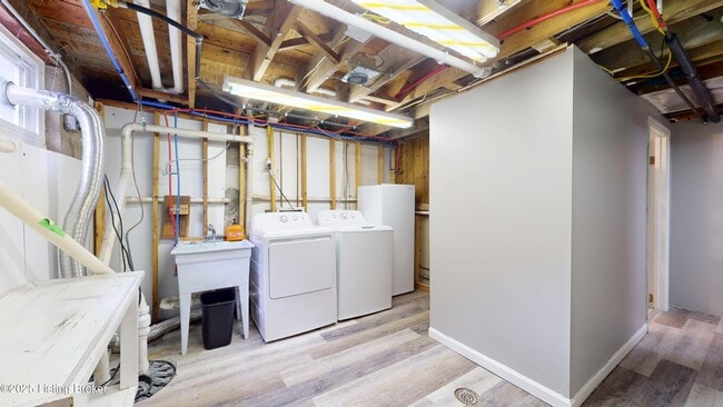 Building Photo - 4502 Blenheim Rd