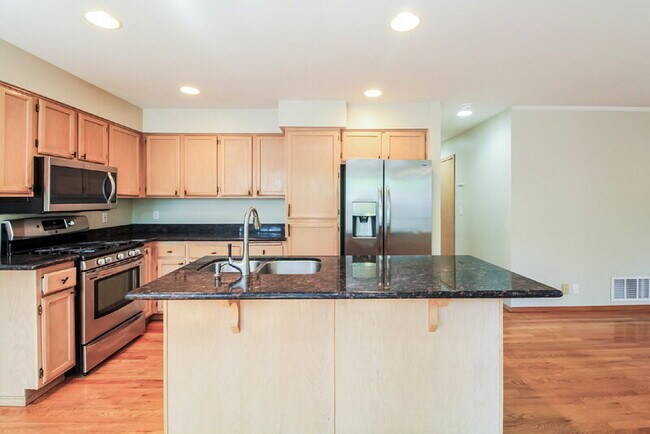 Building Photo - 25719 SE 37th St