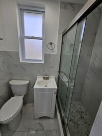 Building Photo - 190 Central Ave