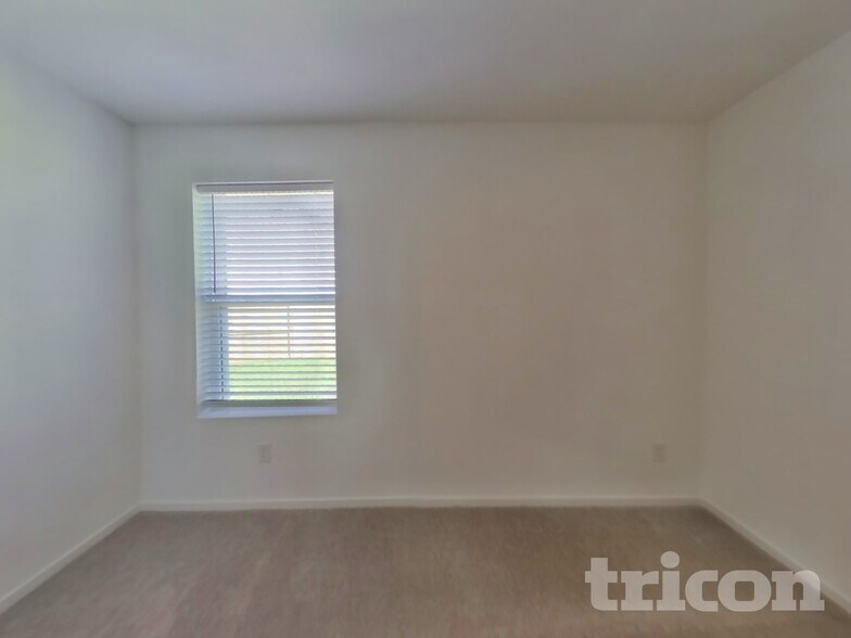 Building Photo - 3072 Dawn Sound Dr