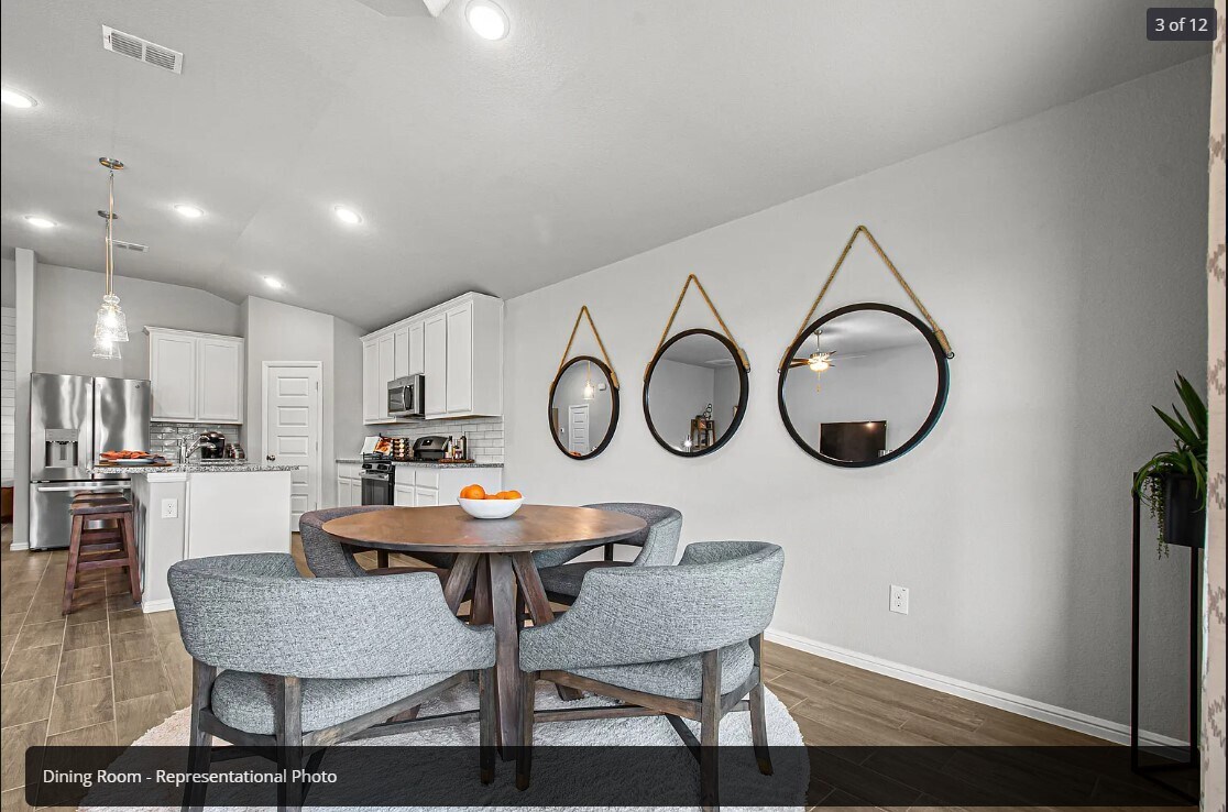 Building Photo - 13120 Yellowstone Way