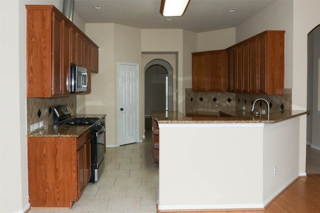 Building Photo - 18611 Peralta Hill Ln