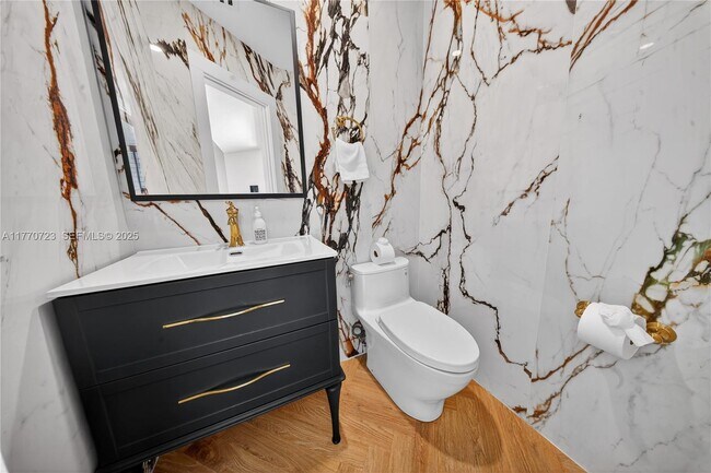 Building Photo - 4312 NE 22nd Ave