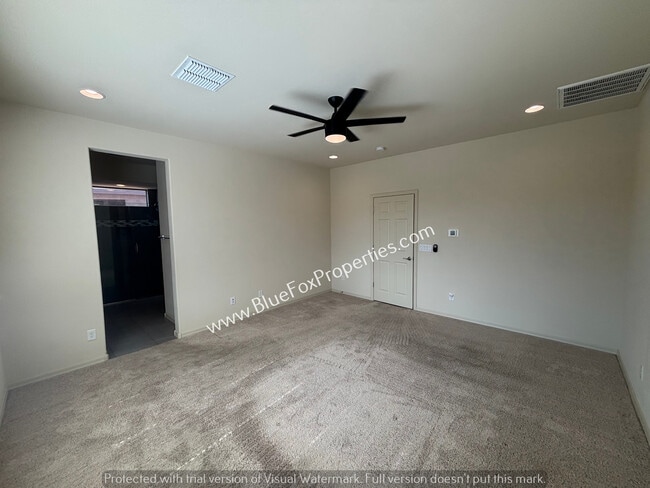 Building Photo - 13384 E Knipe Pl