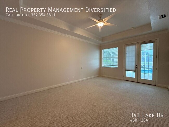 Building Photo - 341 Lake Dr