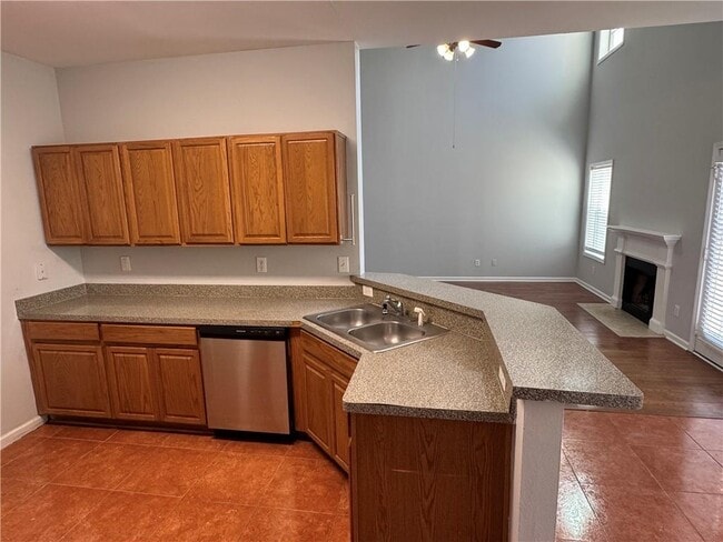 Building Photo - 6902 Grand Hickory Dr