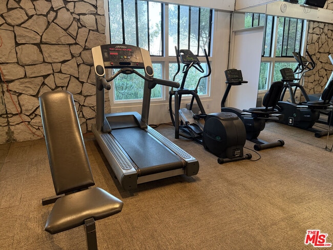 Building Photo - 26664 Seagull Way