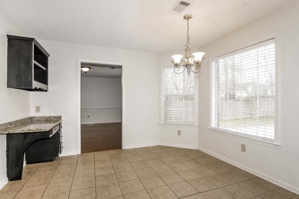 Building Photo - 1400 Milestone Dr