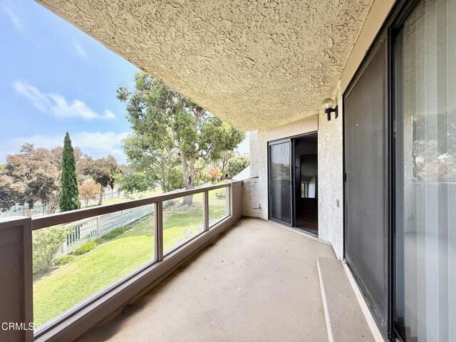 Building Photo - 615 Island View Cir