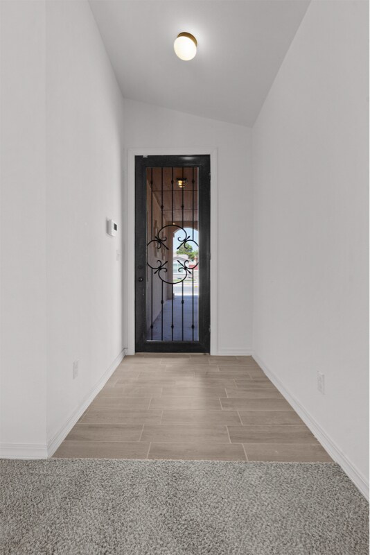 Building Photo - 608 Cedarwood Ave