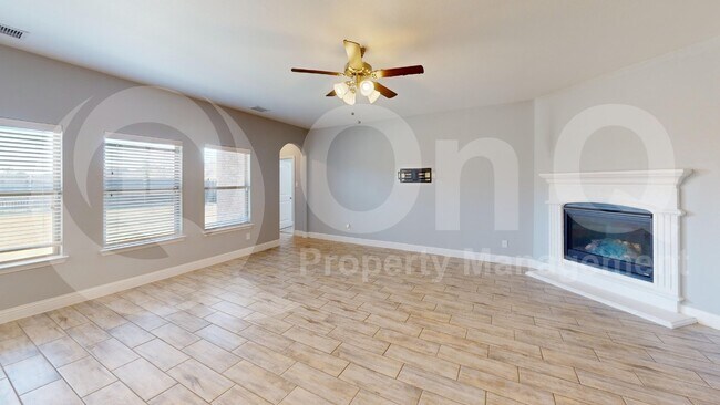 Building Photo - 4006 Whitetail Ln