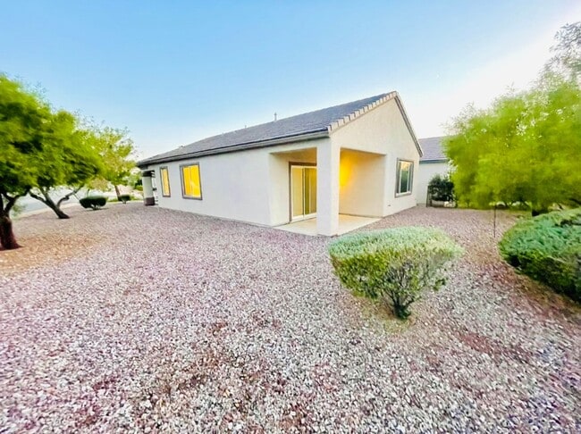 Building Photo - Charming Single-Story Corner Lot Home in Solera 55+ Community