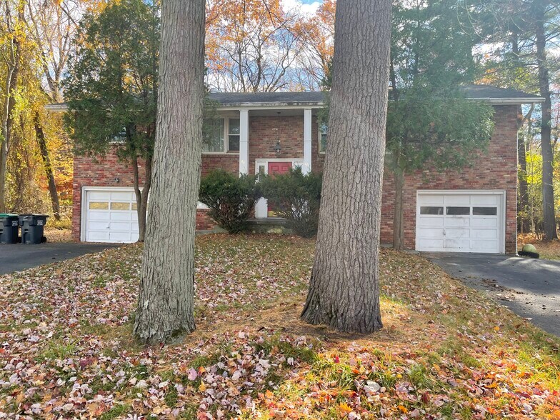 Building Photo - 46 Ableman Ave